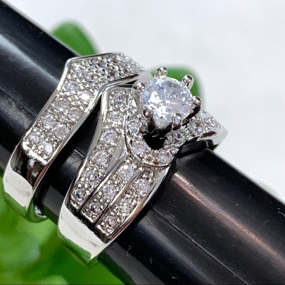 2 Set White Sapphire 18k White Gold Filled Ring - Picture 7 of 8